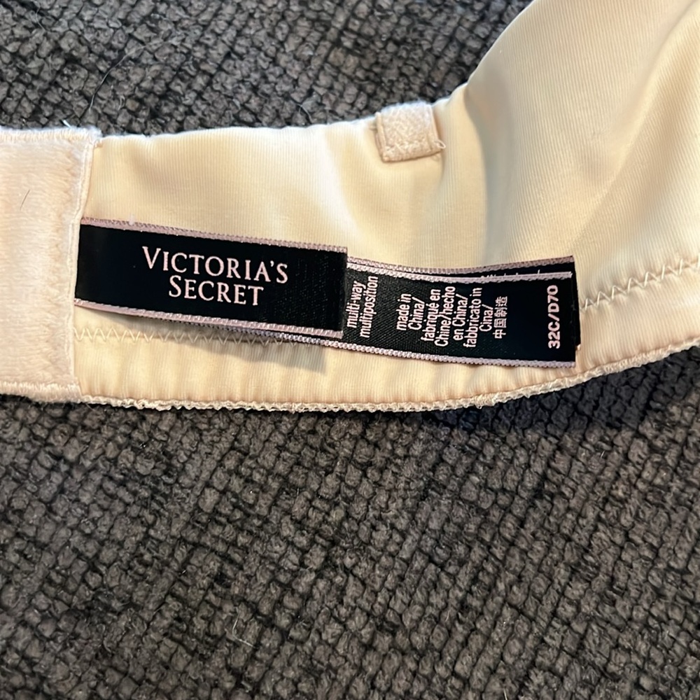 Victoria’s Secret bombshell multi-way multiposition bra - Picture 5 of 6